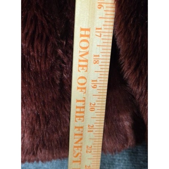 EXPRESS Burgundy Faux Fur Jacket Womens Size Small Zip Front Cropped Casualwear - Picture 4 of 10